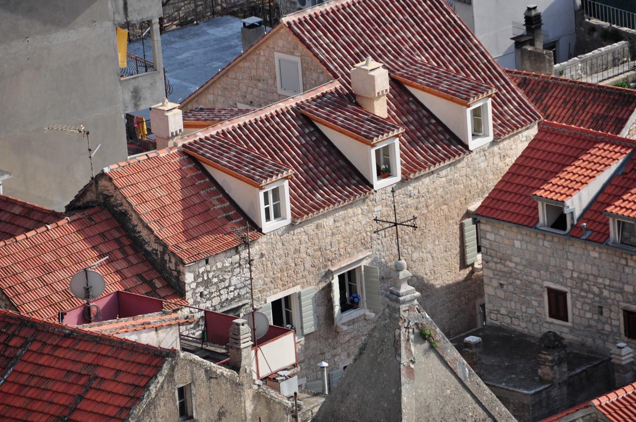 Villa Mama - Traditional Apartments In Omis, Free Parking Exterior photo