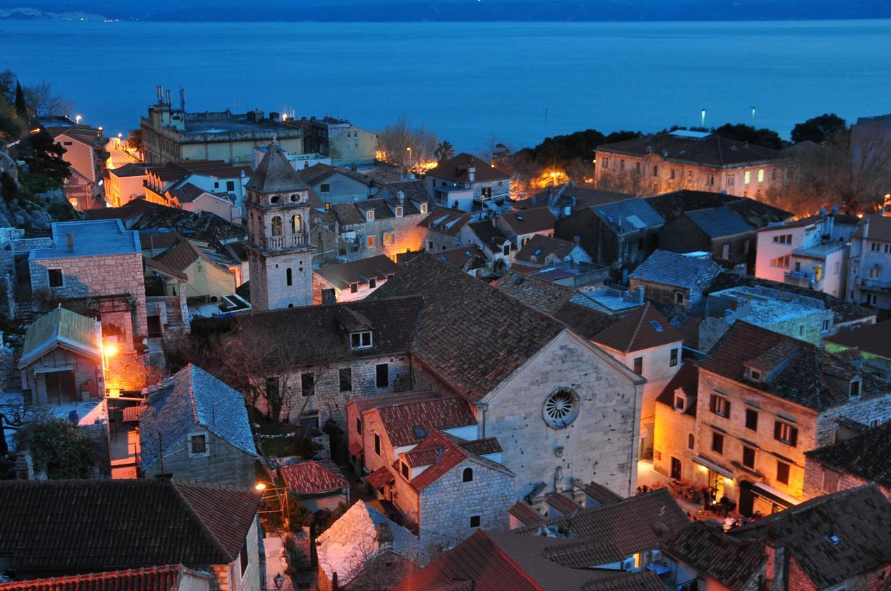 Villa Mama - Traditional Apartments In Omis, Free Parking Exterior photo