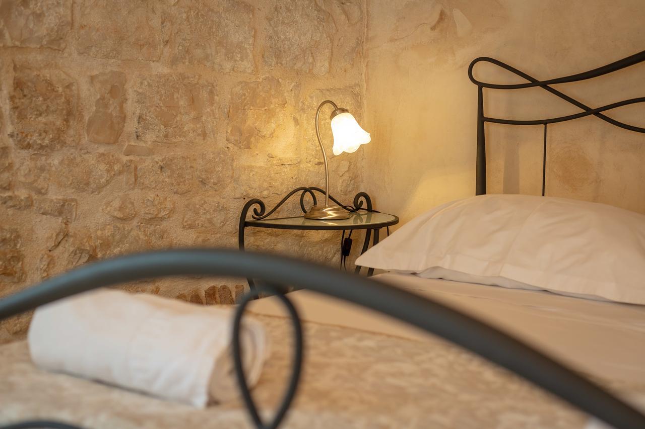 Villa Mama - Traditional Apartments In Omis, Free Parking Exterior photo